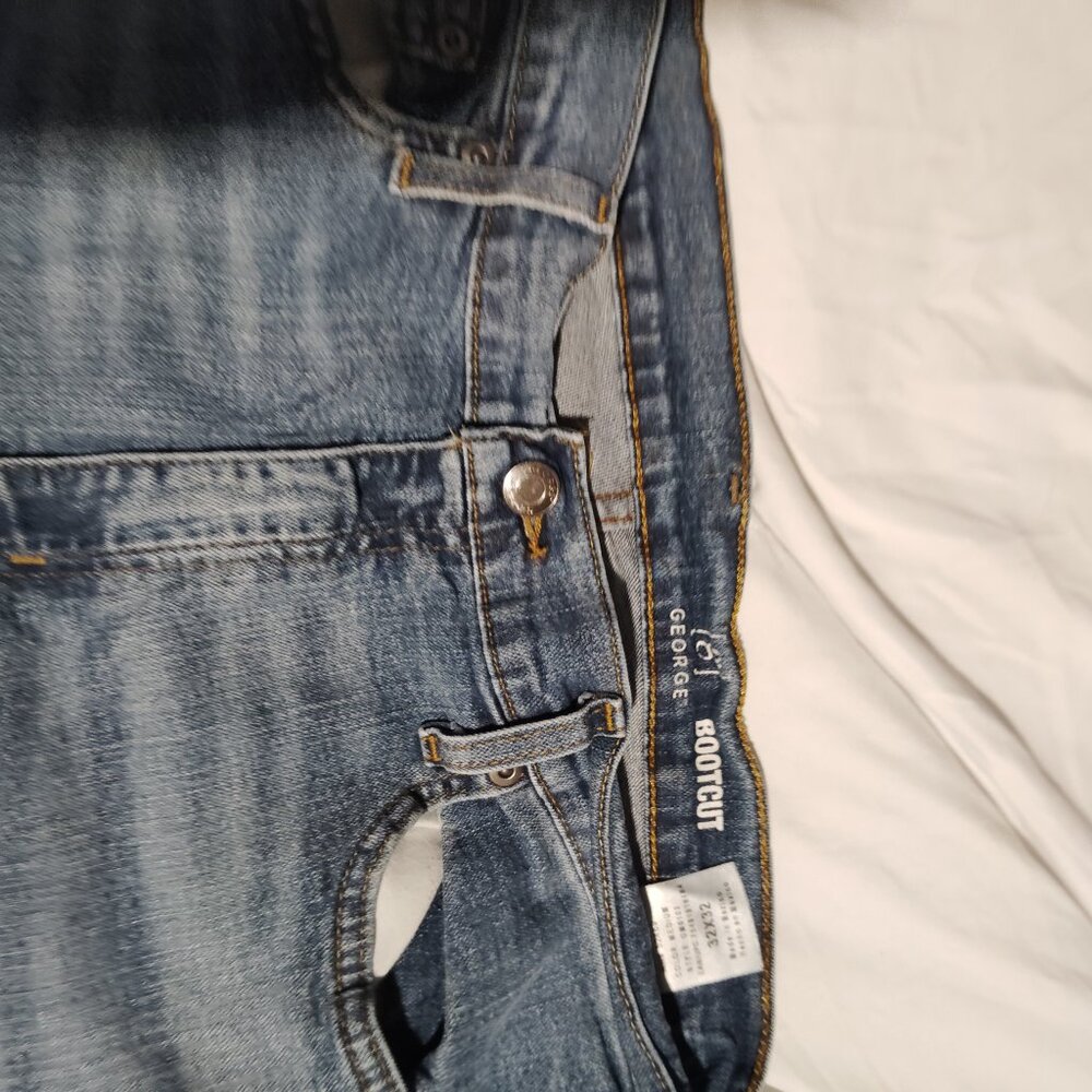 Jeans - Picture 4 of 4